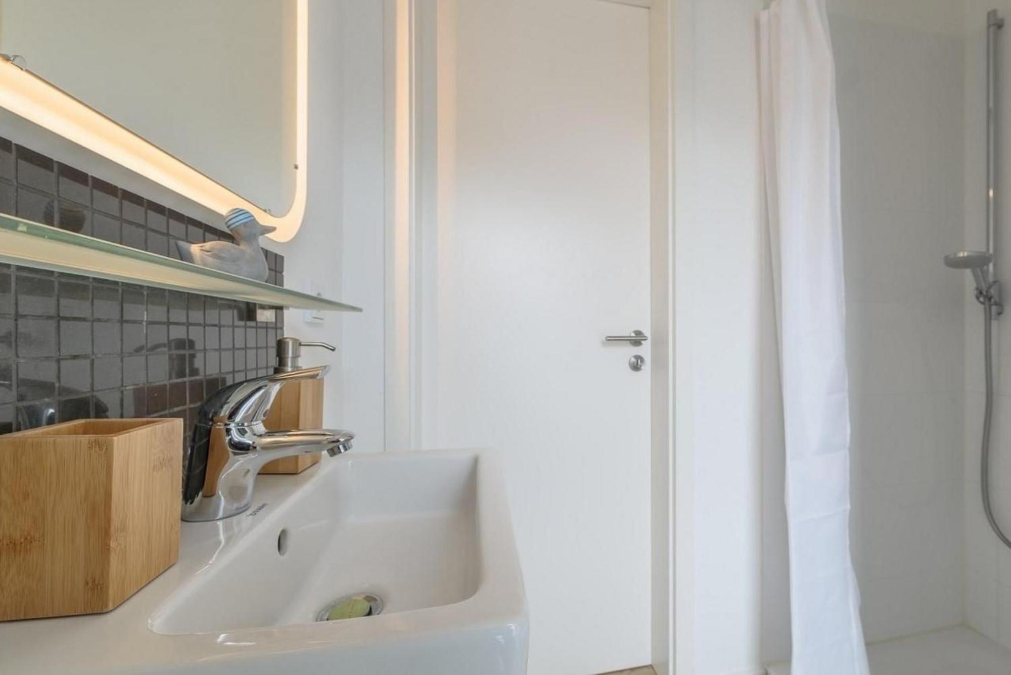 Fischerhuus Wohnung 3 ชาร์บอยท์ซ ภายนอก รูปภาพ